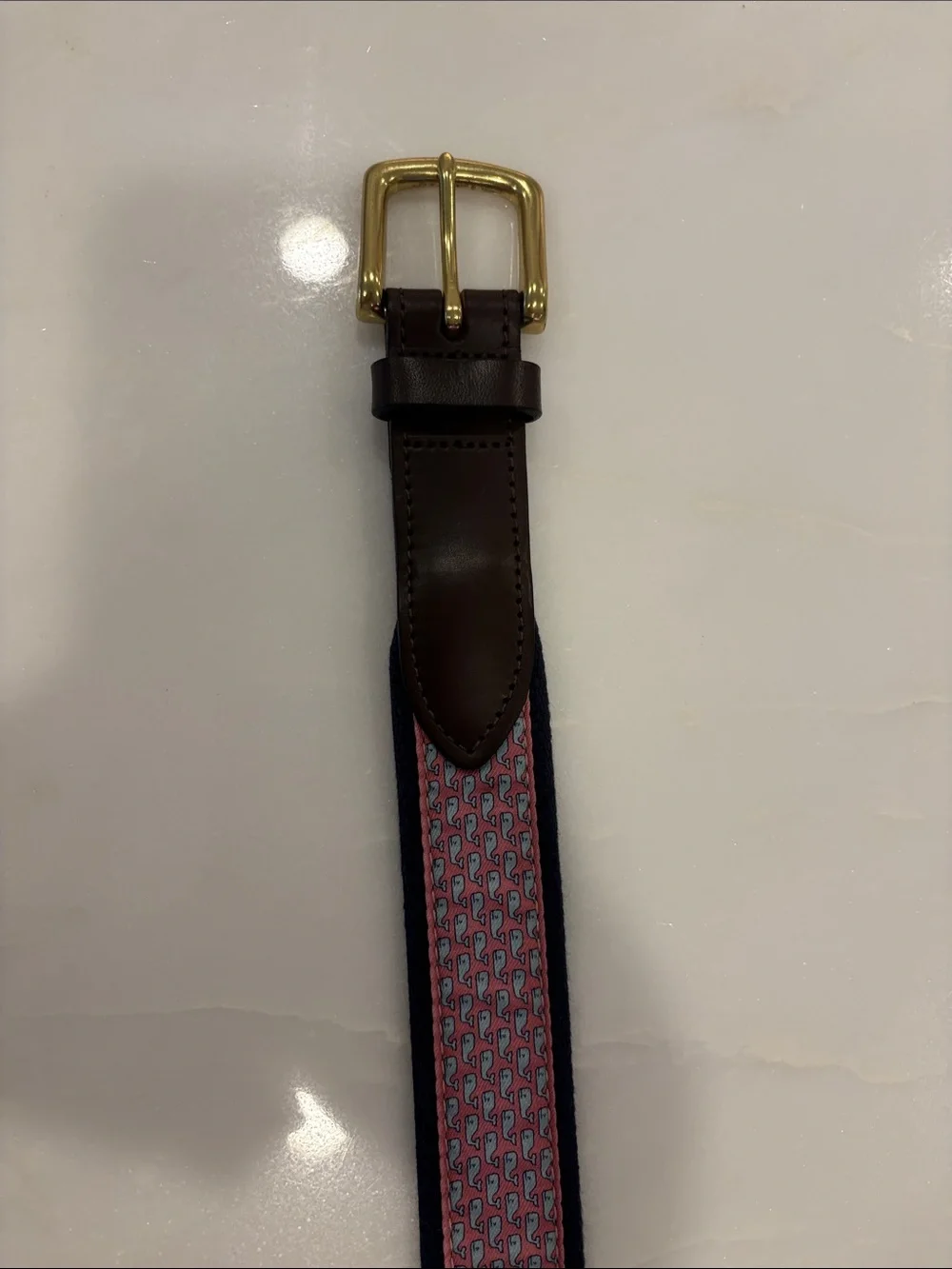 Vineyard Vines Whale Pattern Pink Navy belt